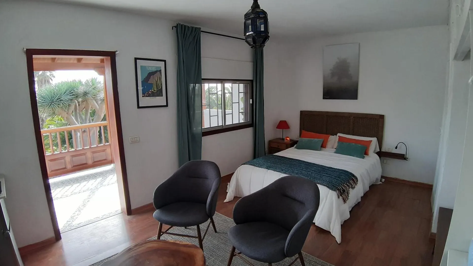 Homestay Habitacion Con Balcon Y Banos Privados. Tacoronte